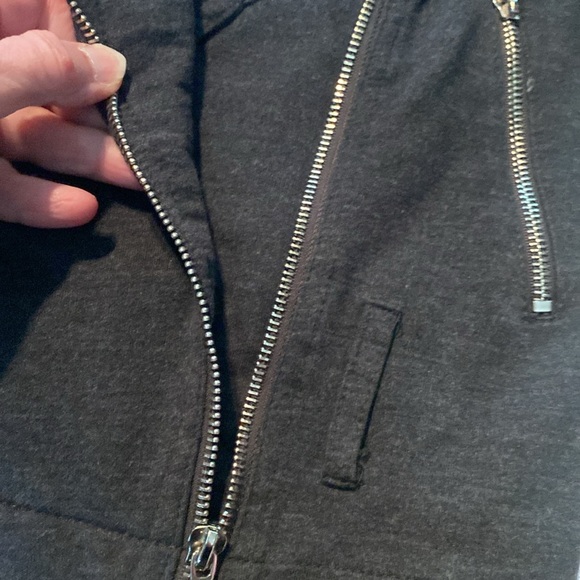 NWOT & Vintage Forever 21 Charcoal Gray Blazer - Picture 7 of 8